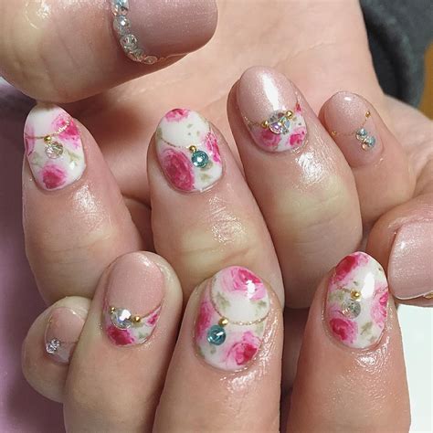 ivy rose nails|beautiful rose nail designs.